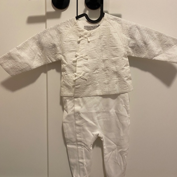 Baby Dior white one piece suit - 12 months - Picture 2 of 2